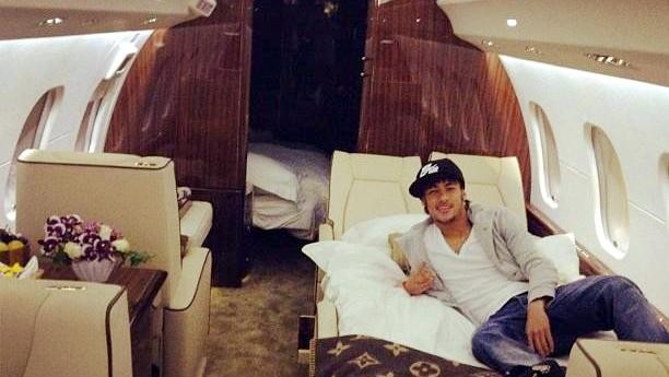 Neymar_luxusné_lietadlo